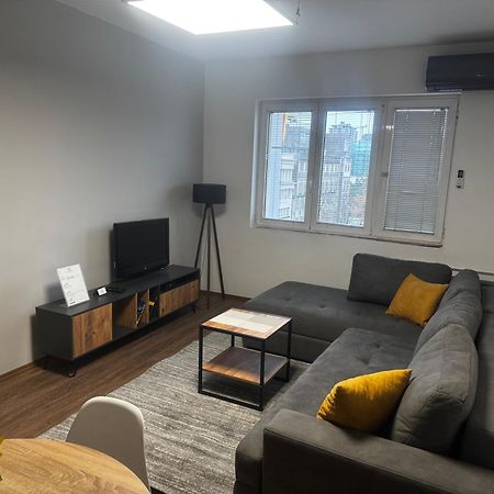 Center Apartments Скопье Экстерьер фото