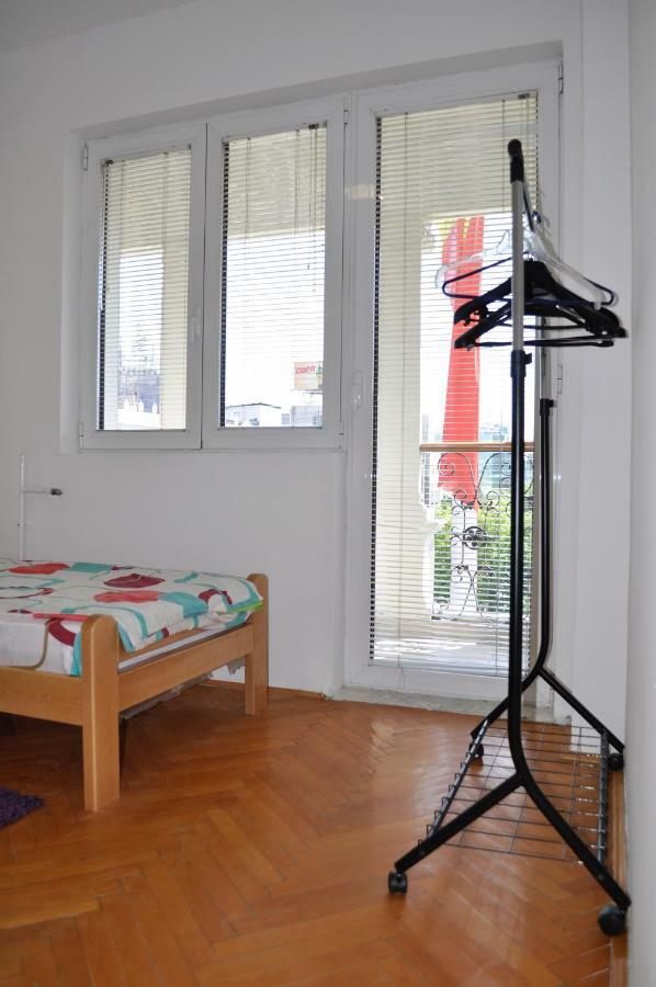 Center Apartments Скопье Экстерьер фото