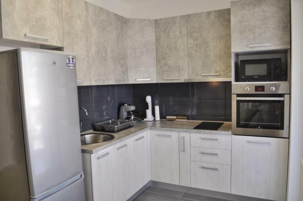 Center Apartments Скопье Экстерьер фото